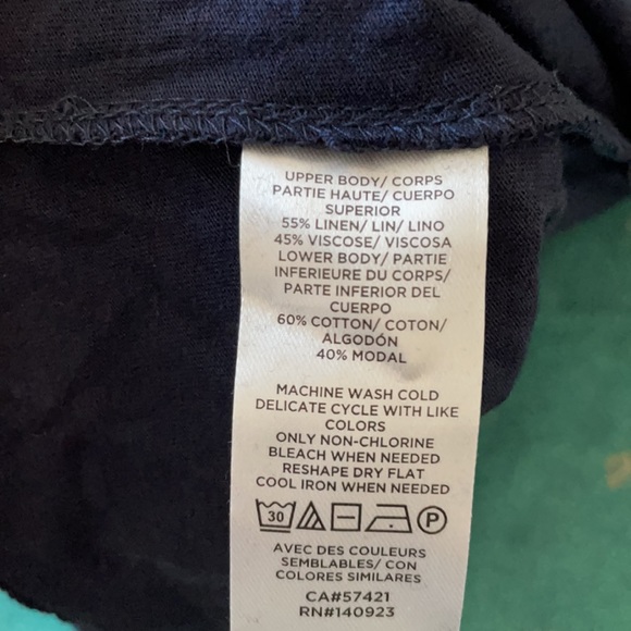 Ann Taylor Loft crochet and knit top - Picture 3 of 3